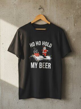 🎄 Ho Ho Hold My Beer Funny Santa Christmas Graphic Tee Men's Holiday Shirt 🍺